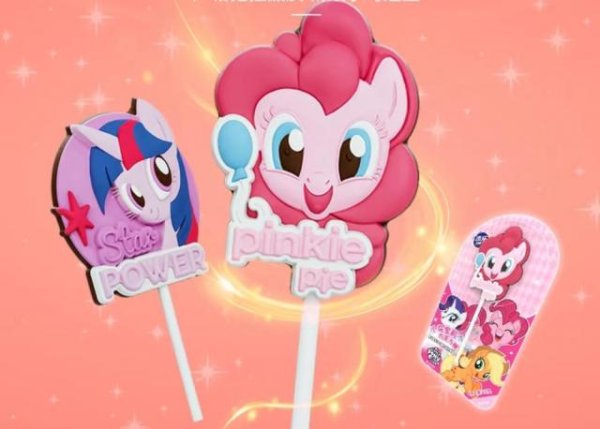 泸深通 东莞58岁大哥“卖快乐”：年入8.77亿，国内最大，港股上市